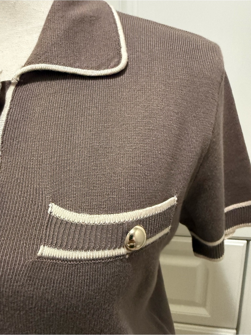 NWT Active USA Taupe trimmed dash pockets knit short sleeve sz m - Picture 6 of 10